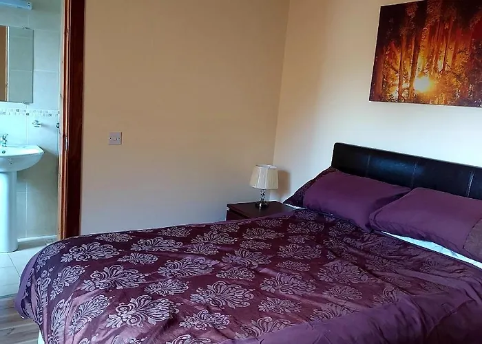 לינה וארוחת בוקר Ros Na Gcloch