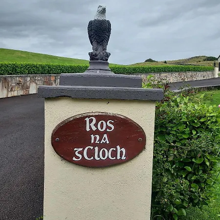 Bed & Breakfast Ros Na Gcloch *
